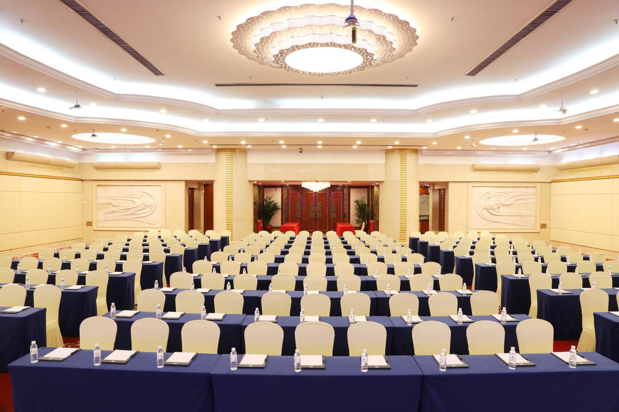 גואנגג'ואו Asia International Hotel Guangdong מראה חיצוני תמונה